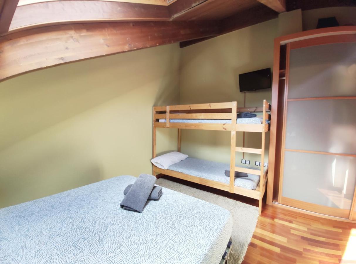 Apartamento Montes De Villanua Exterior photo